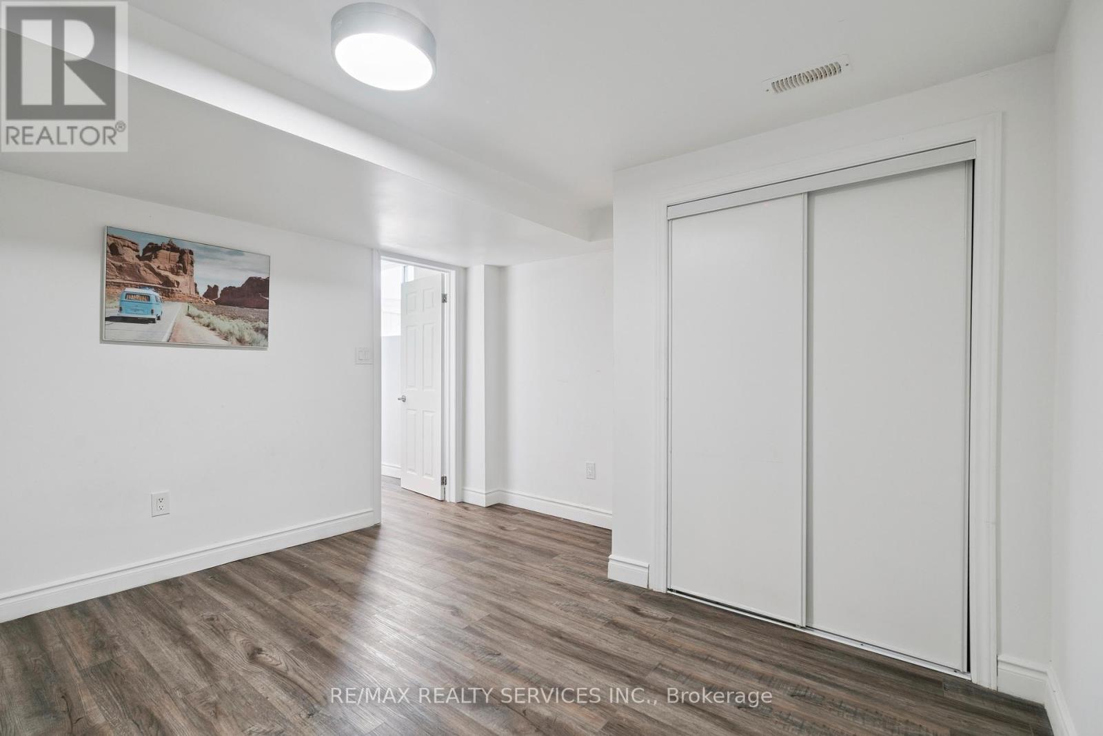 Photo 41 of 125 Morden Drive, Shelburne ON