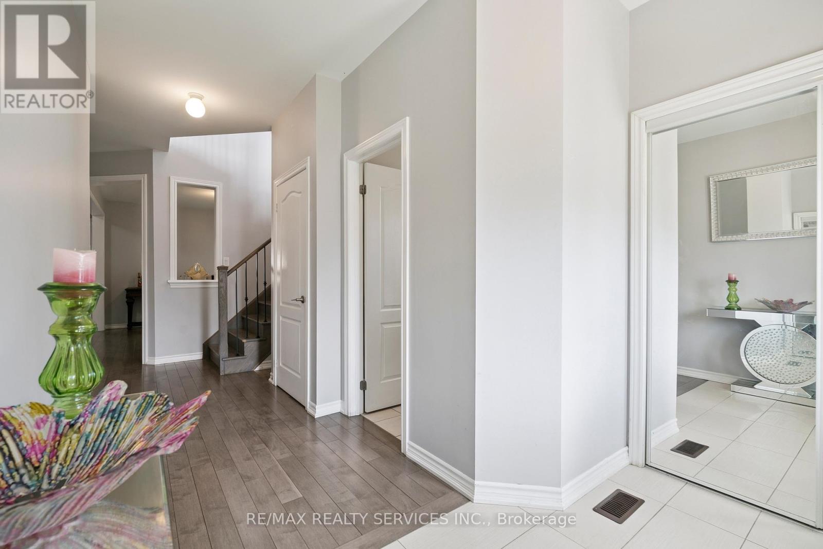 Photo 45 of 125 Morden Drive, Shelburne ON