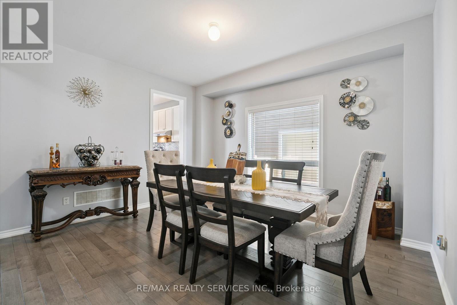 Photo 25 of 125 Morden Drive, Shelburne ON