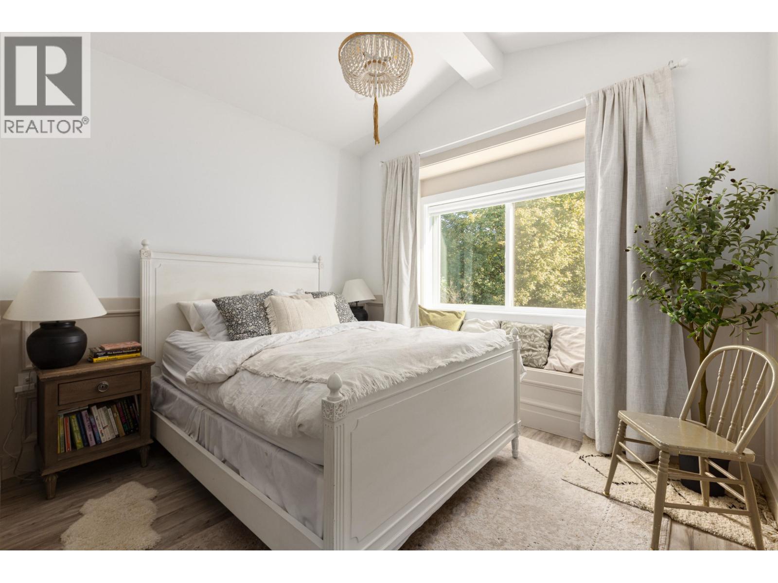 Photo 16 of 2055 Venables Street, Vancouver BC