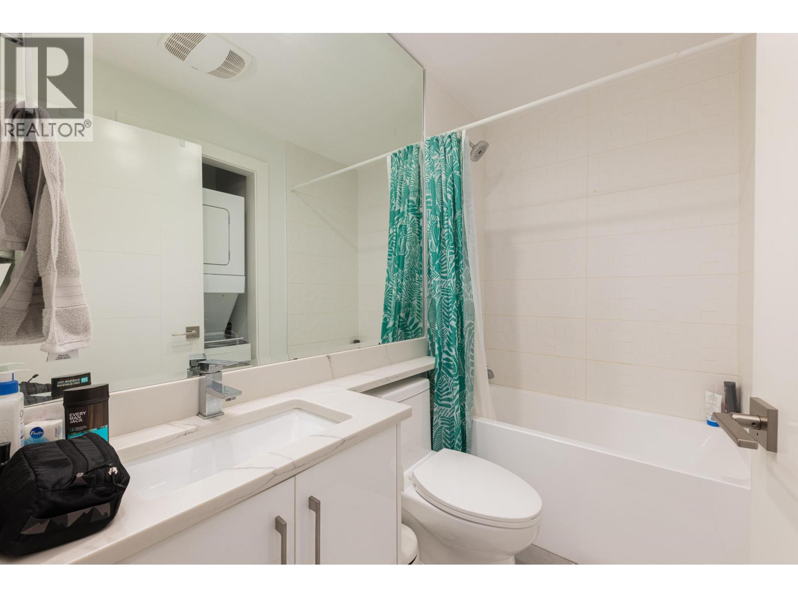 Photo 25 of 2055 Venables Street, Vancouver BC