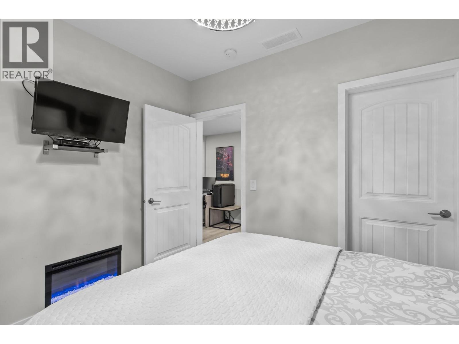 311 Poonian Street, Kelowna