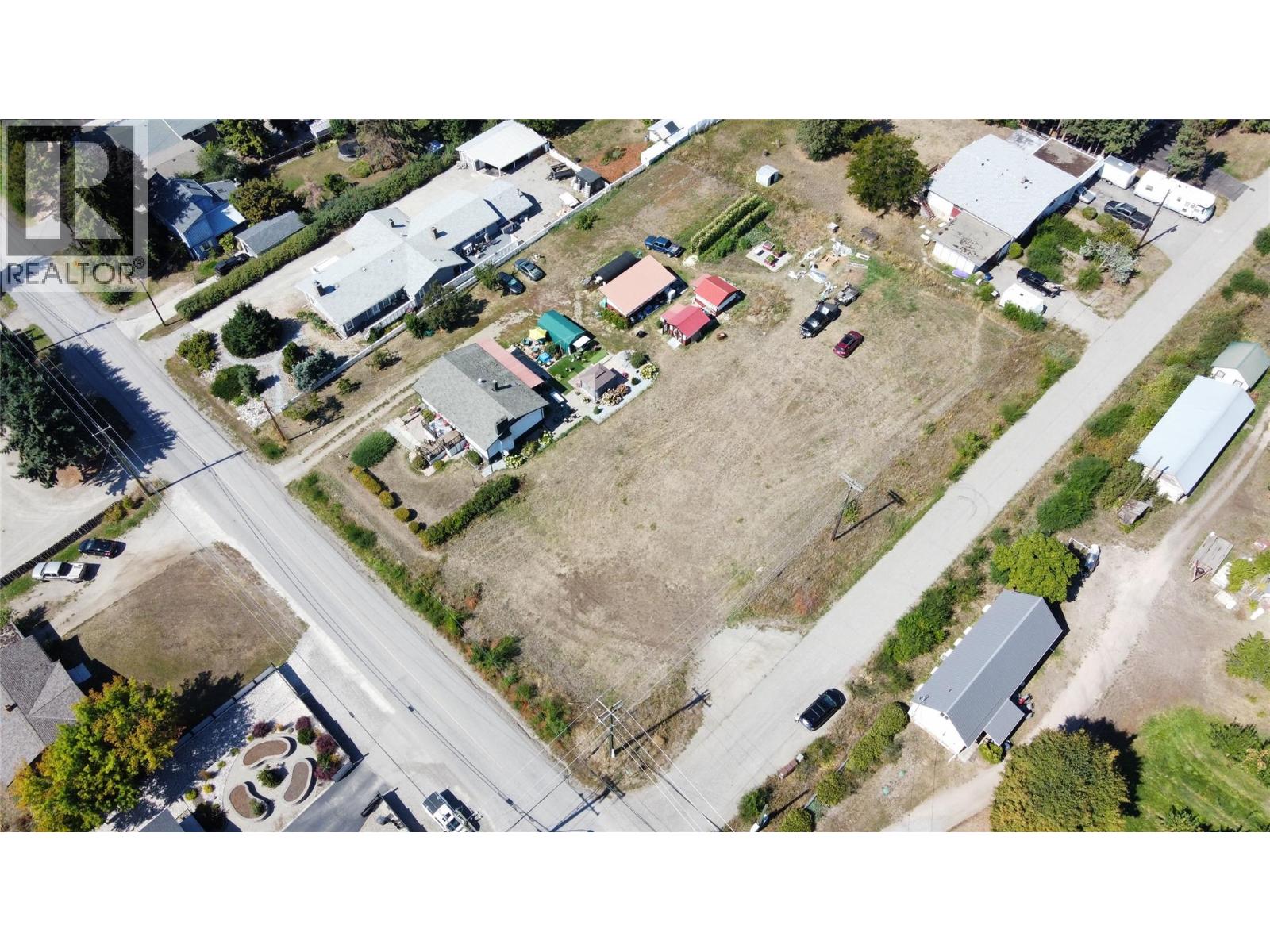 Photo 2 of 505 Bx Road, Vernon BC