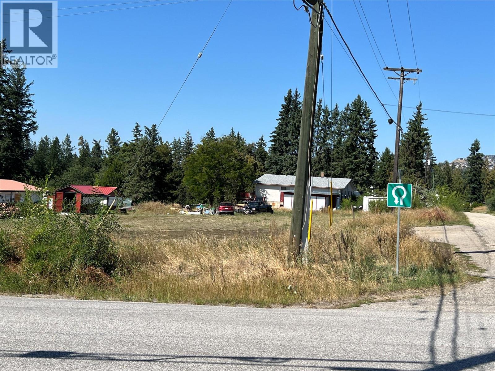 Photo 3 of 505 Bx Road, Vernon BC
