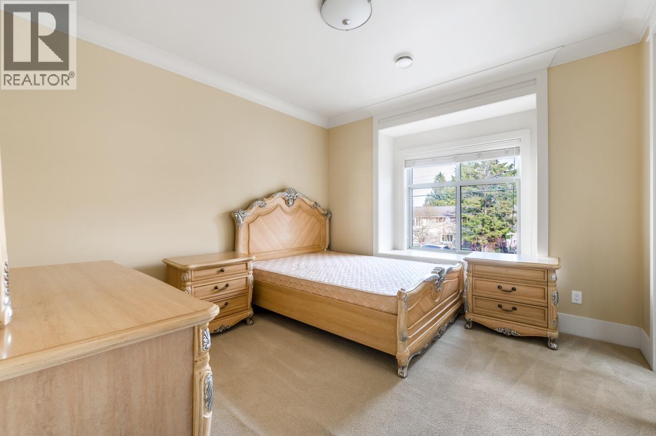 9631 DIAMOND ROAD, Richmond