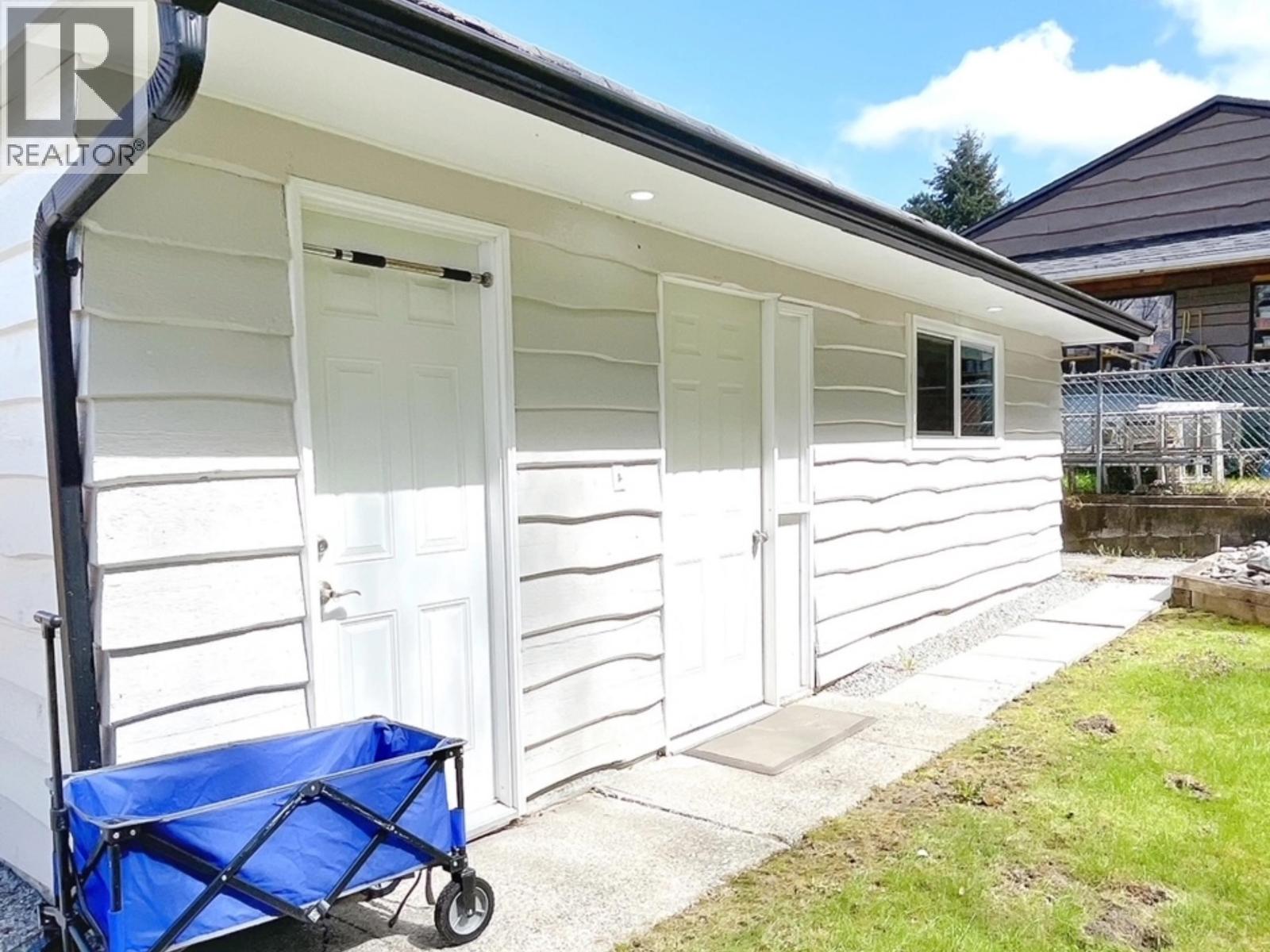 Photo 21 of 677 Gatensbury Street, Coquitlam BC