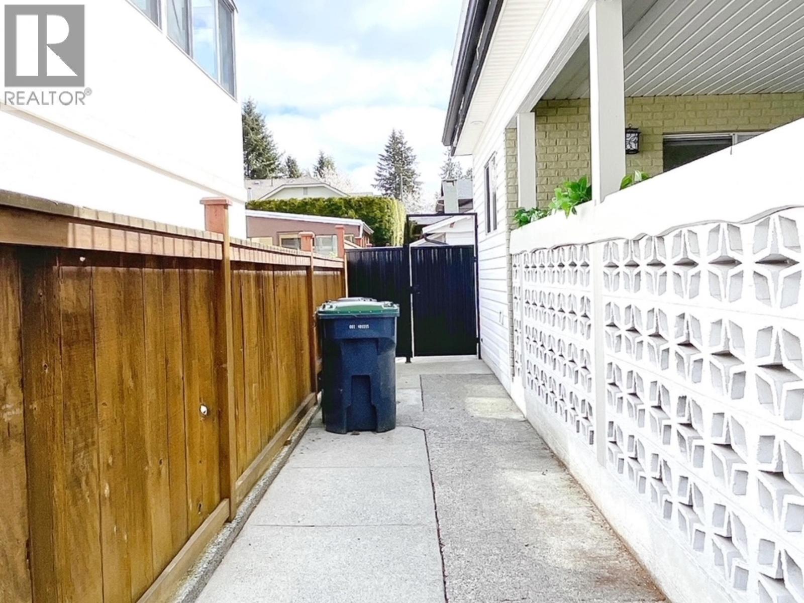 Photo 19 of 677 Gatensbury Street, Coquitlam BC