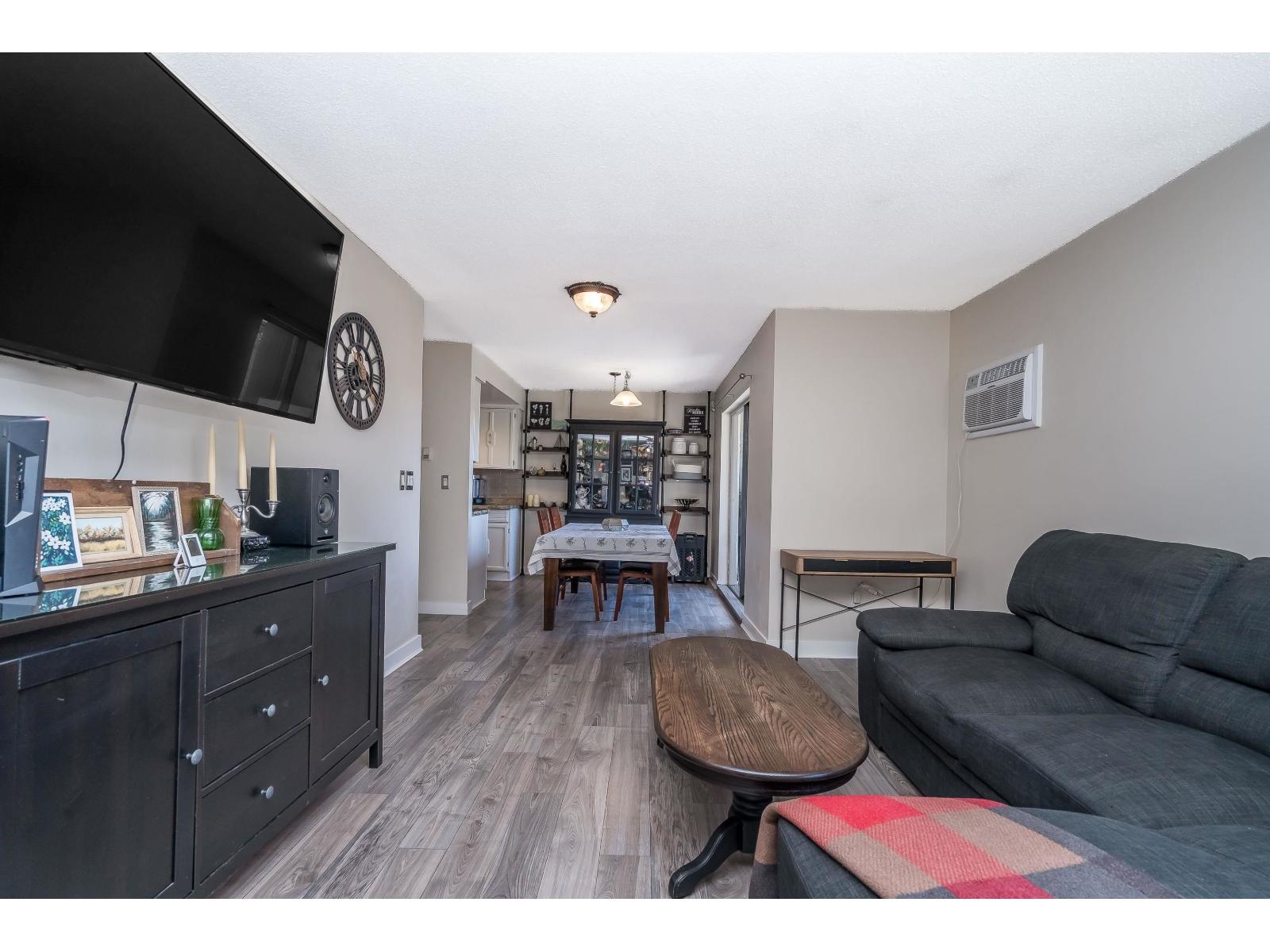 Photo 20 of 102 20420 54 Avenue, Langley BC