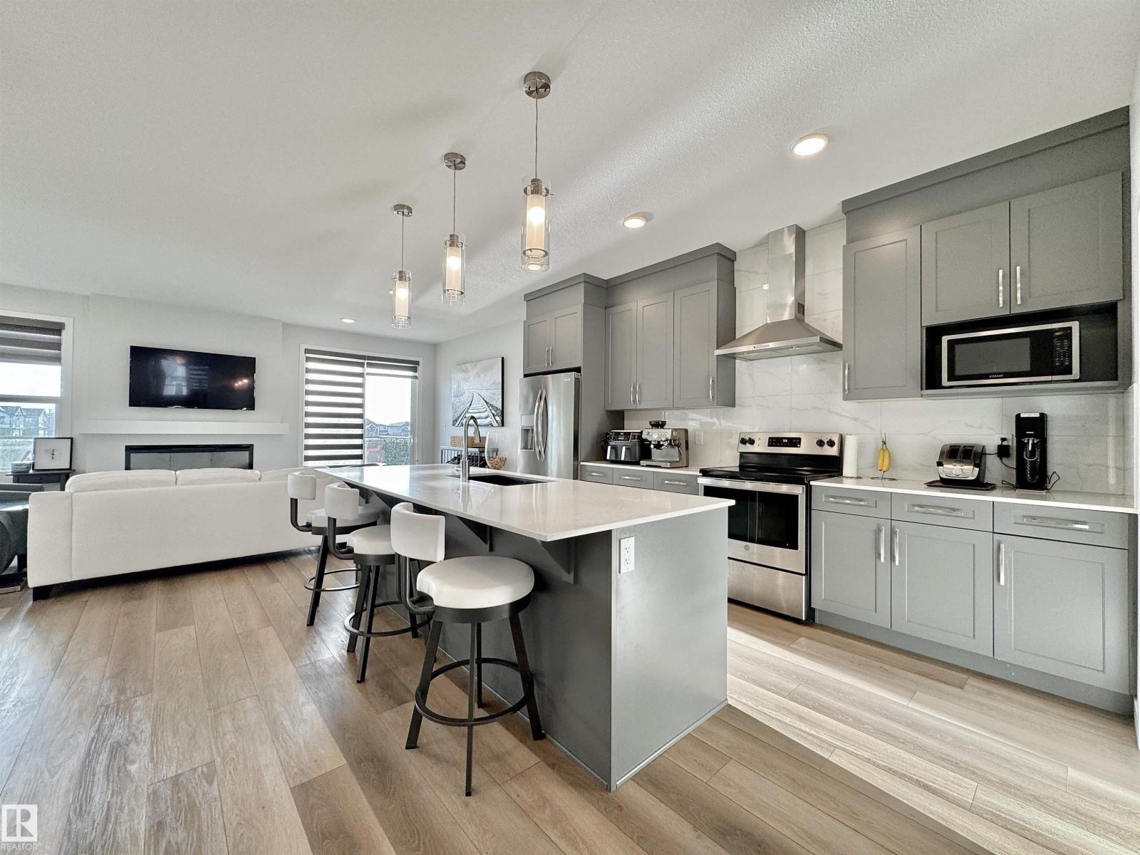 Photo 6 of 4322 Hawthorn Landing Ld Sw, Edmonton AB