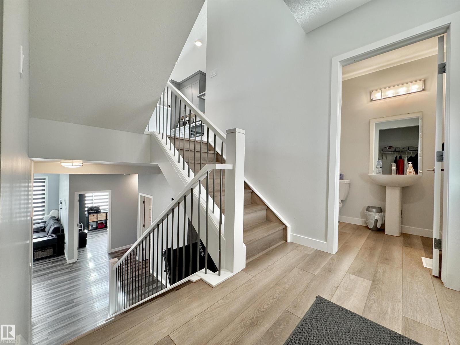 Photo 12 of 4322 Hawthorn Landing Ld Sw, Edmonton AB