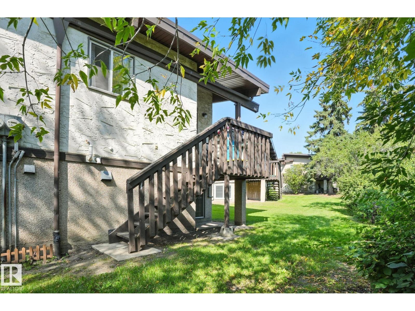 Photo 12 of 480 Lee Ridge Rd Nw, Edmonton AB