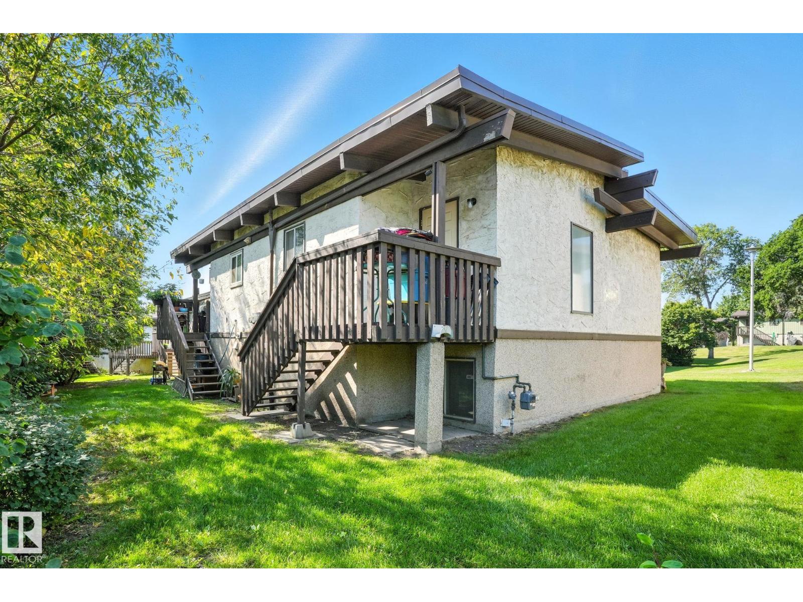 Photo 13 of 480 Lee Ridge Rd Nw, Edmonton AB