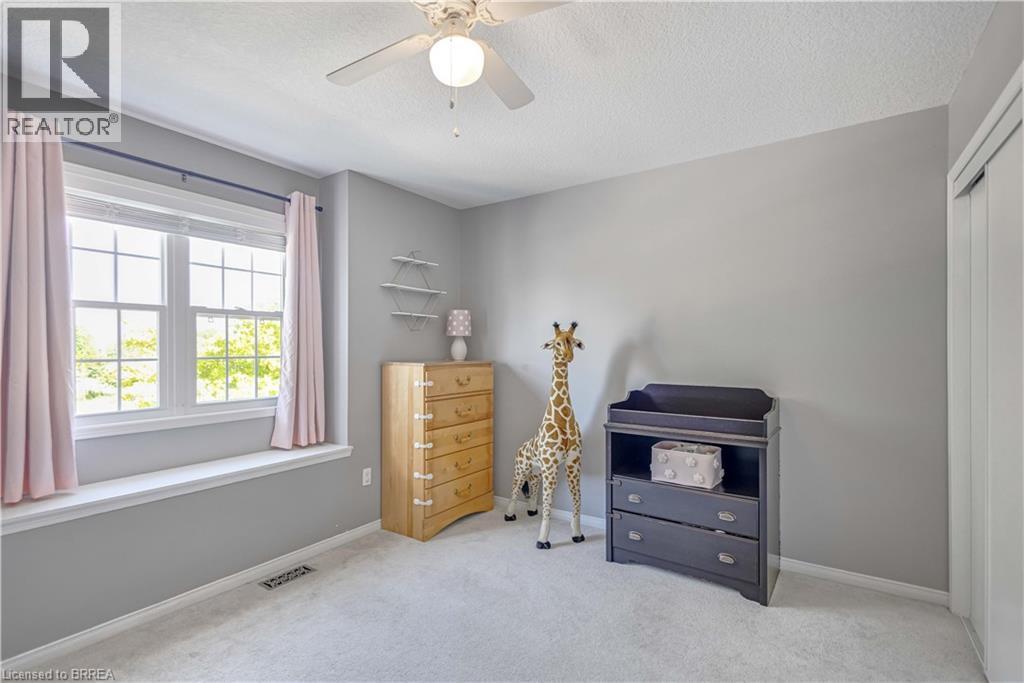 Photo 14 of 27 Shantz Avenue, Brantford ON