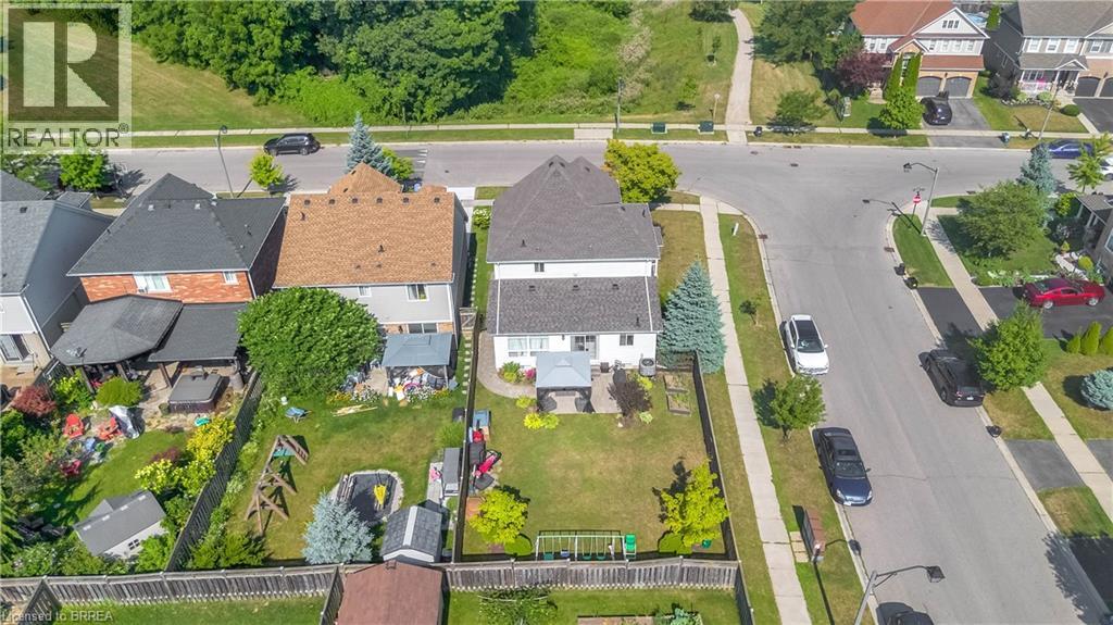Photo 12 of 27 Shantz Avenue, Brantford ON
