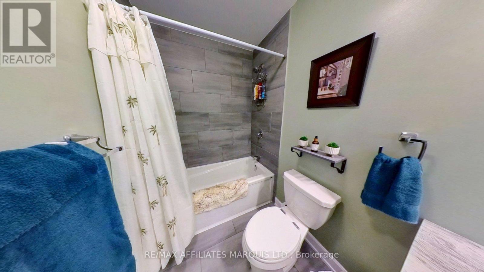 Photo 10 of 261 Lourdes Avenue, Cornwall ON