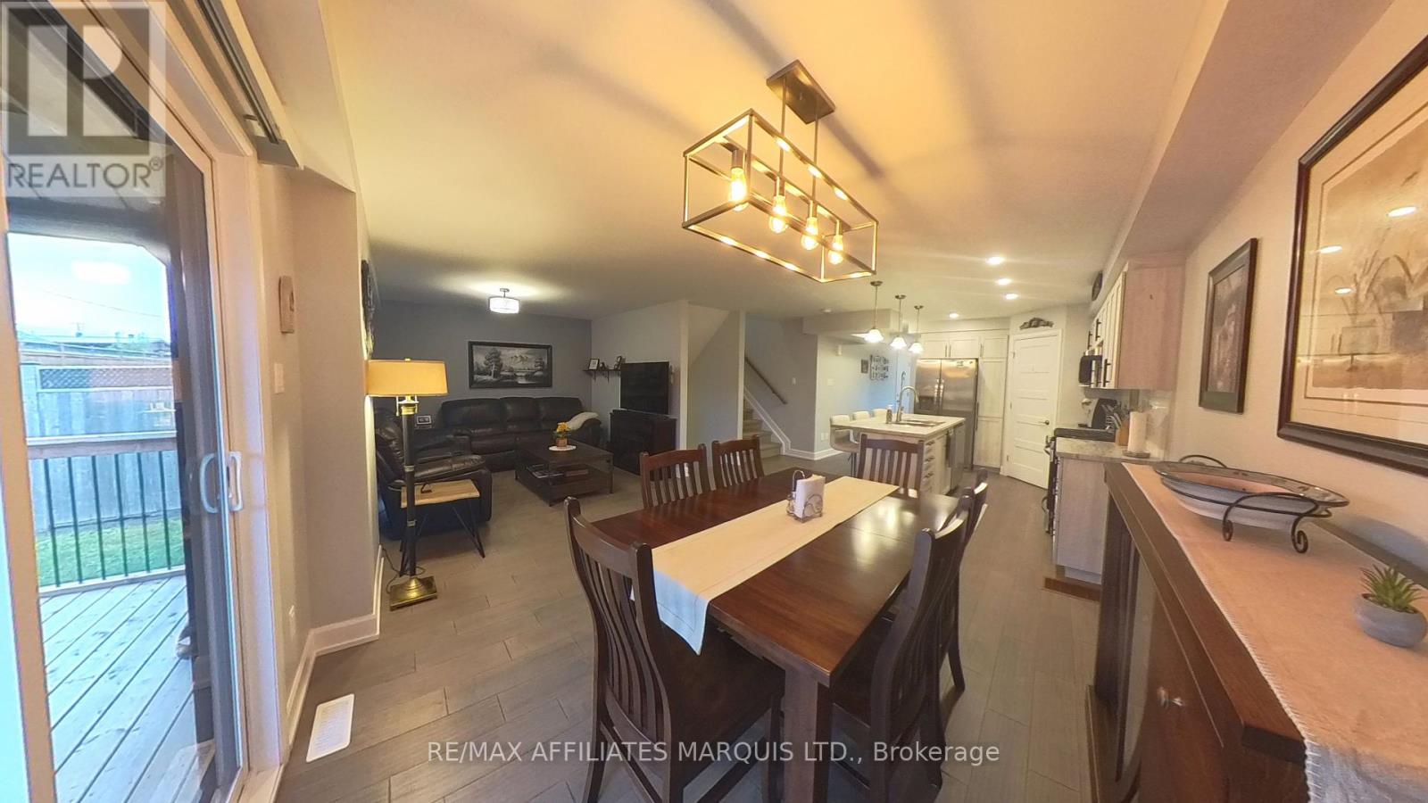 Photo 8 of 261 Lourdes Avenue, Cornwall ON