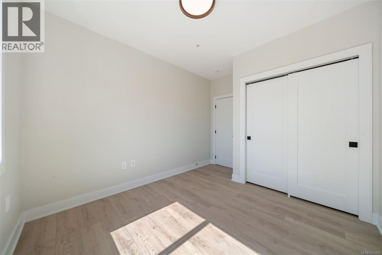 Photo 2 of 118 1371 Goldstream Ave, Langford BC