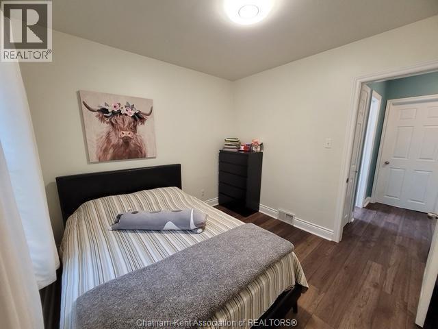 Photo 31 of 48 Tweedsmuir Avenue East, Chatham ON