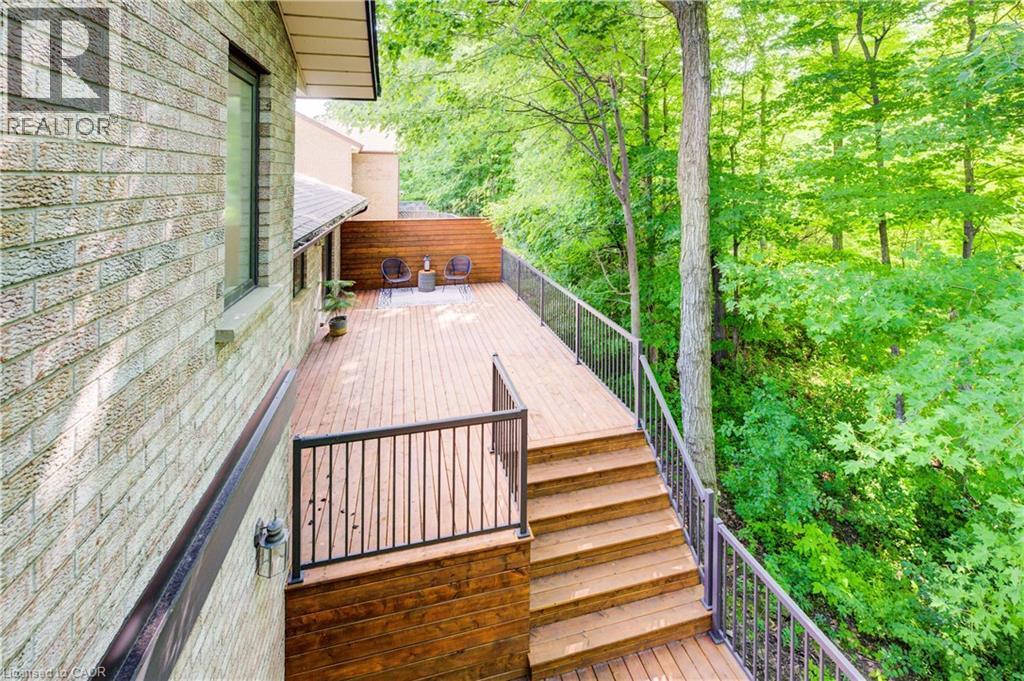 Photo 13 of 391 Northlake Drive, Waterloo ON