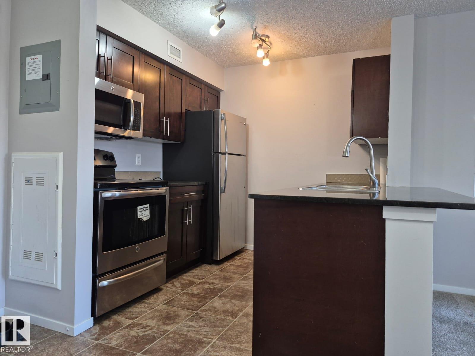 Photo 5 of 220 107 Watt Cm Sw, Edmonton AB