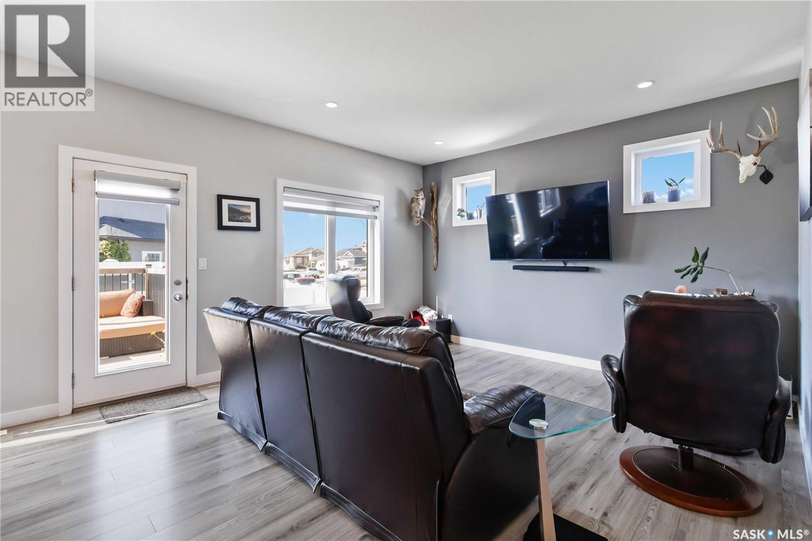 Single Family House 2 Level for Sale in  Glacial Shores MANOR Saskatoon 