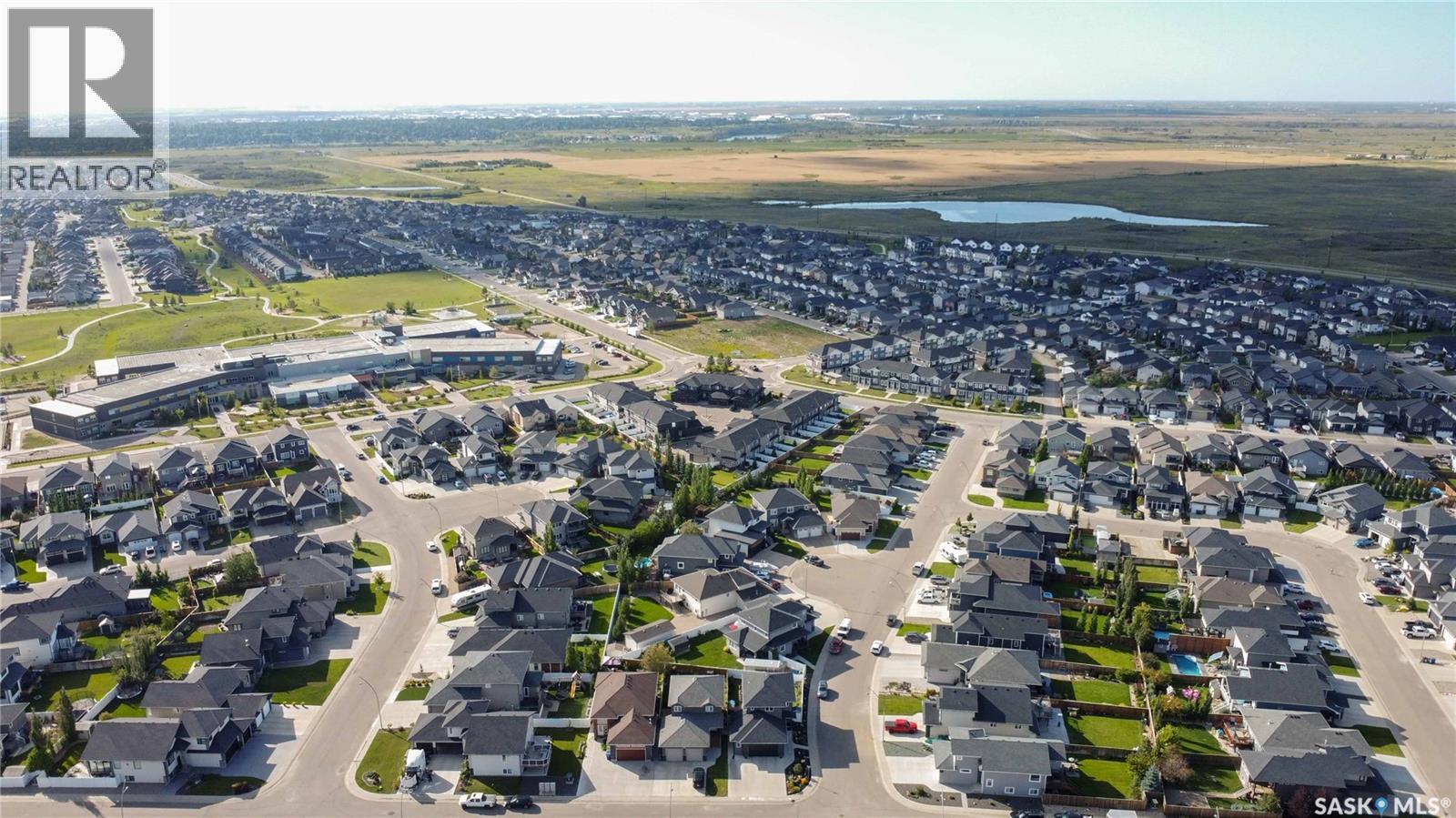 Single Family House 2 Level for Sale in  Glacial Shores MANOR Saskatoon 