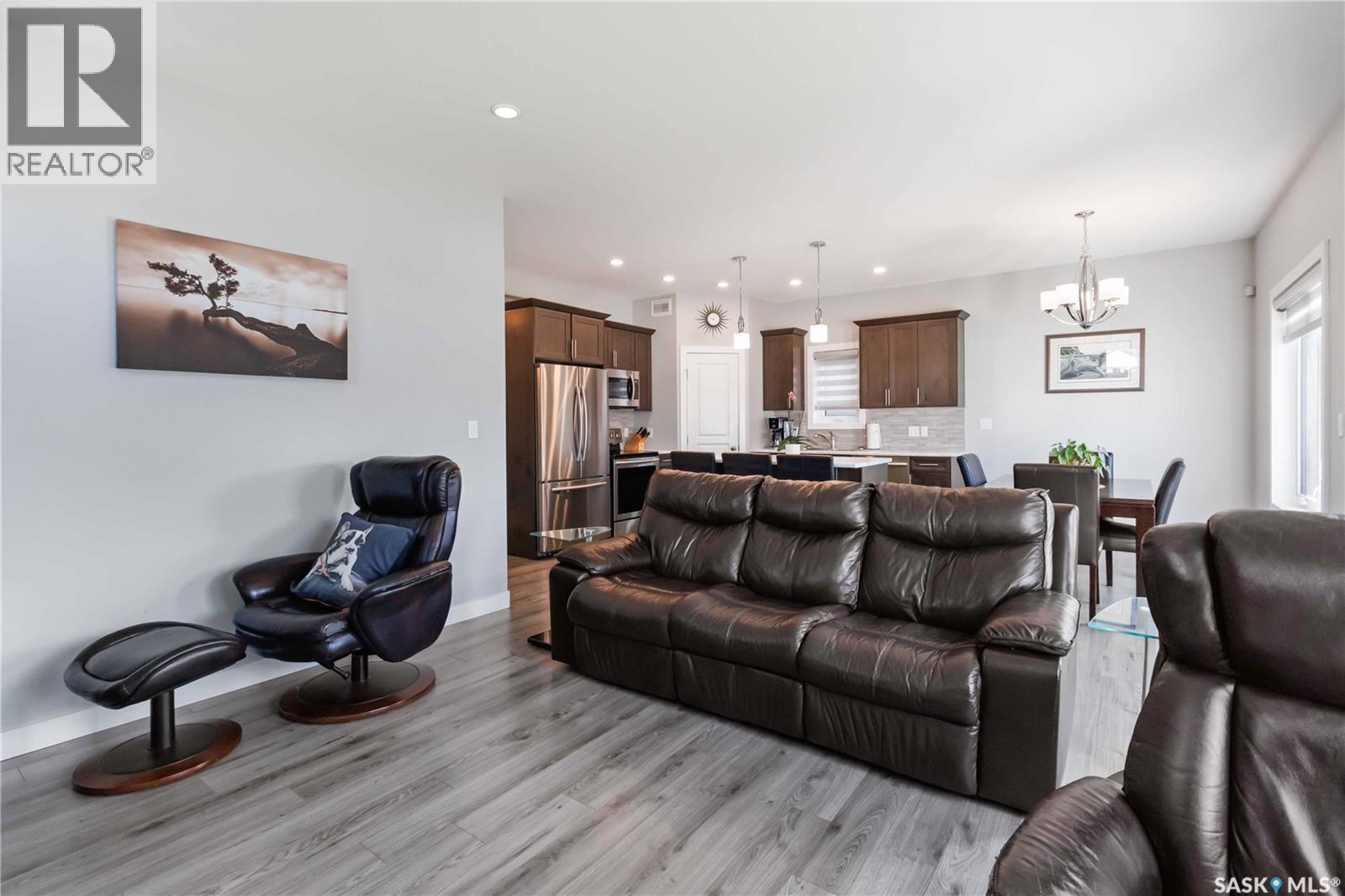 Single Family House 2 Level for Sale in  Glacial Shores MANOR Saskatoon 
