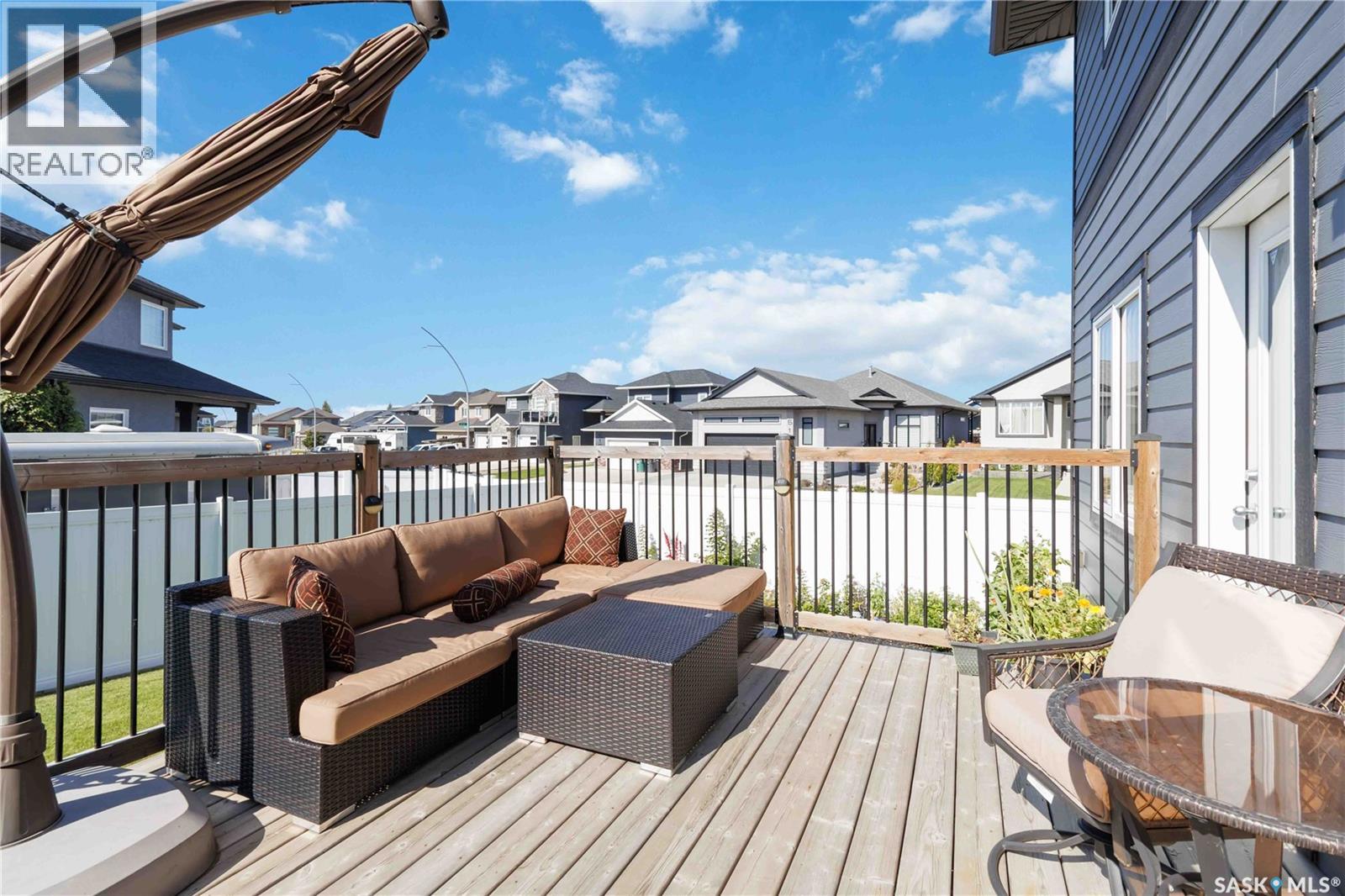 Single Family House 2 Level for Sale in  Glacial Shores MANOR Saskatoon 
