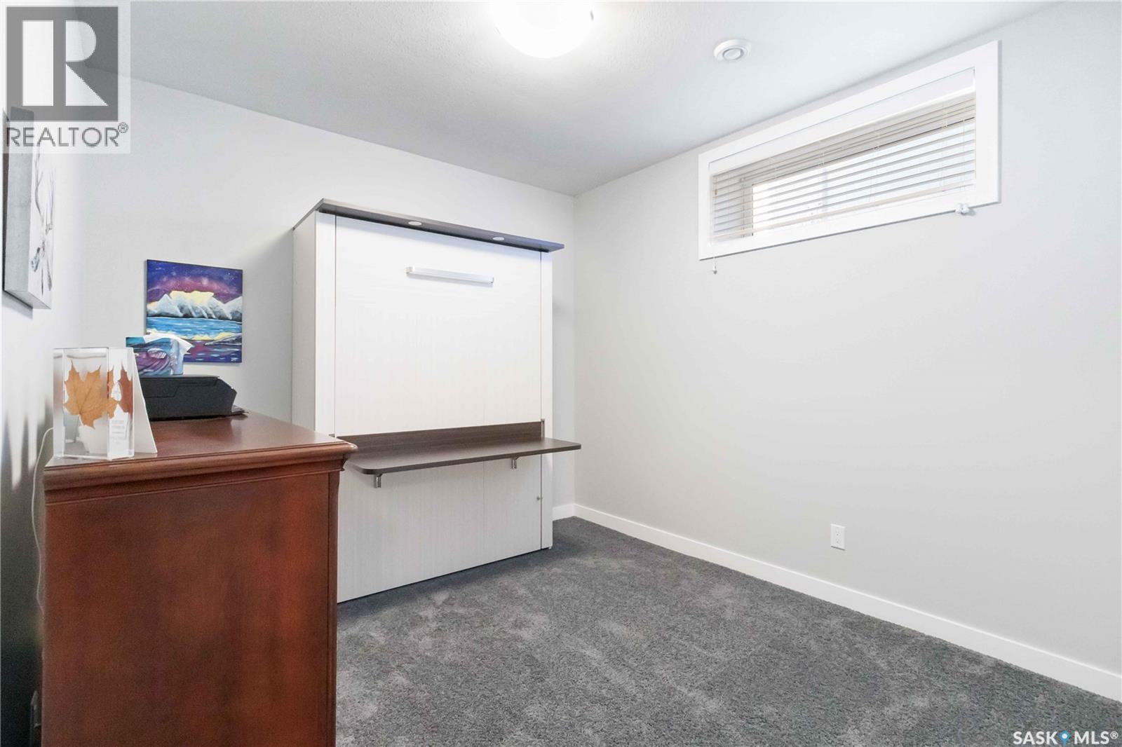 Single Family House 2 Level for Sale in  Glacial Shores MANOR Saskatoon 