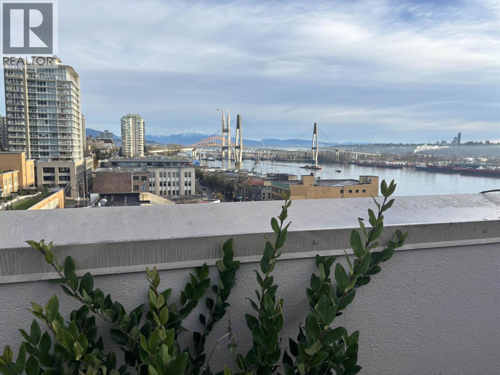 Photo 4 of 905 680 Clarkson Street, New Westminster BC