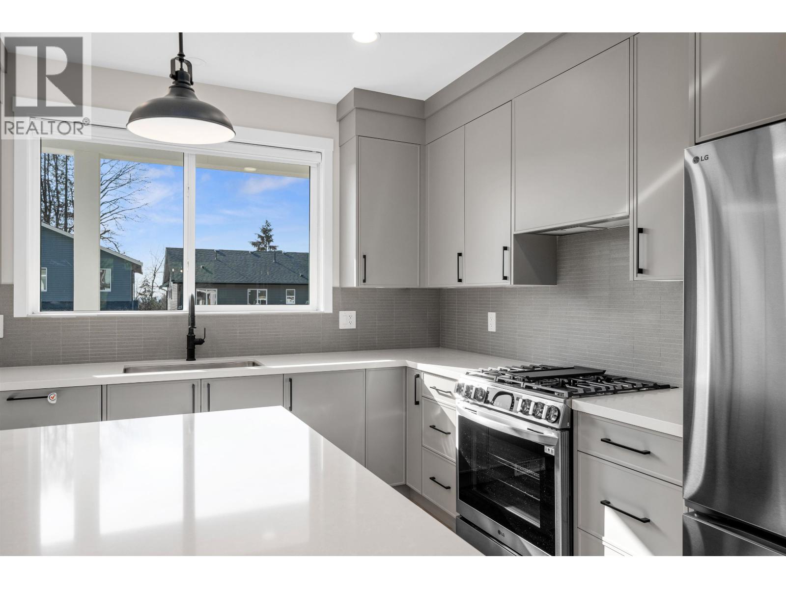 Photo 29 of 11253 252 Street, Maple Ridge BC