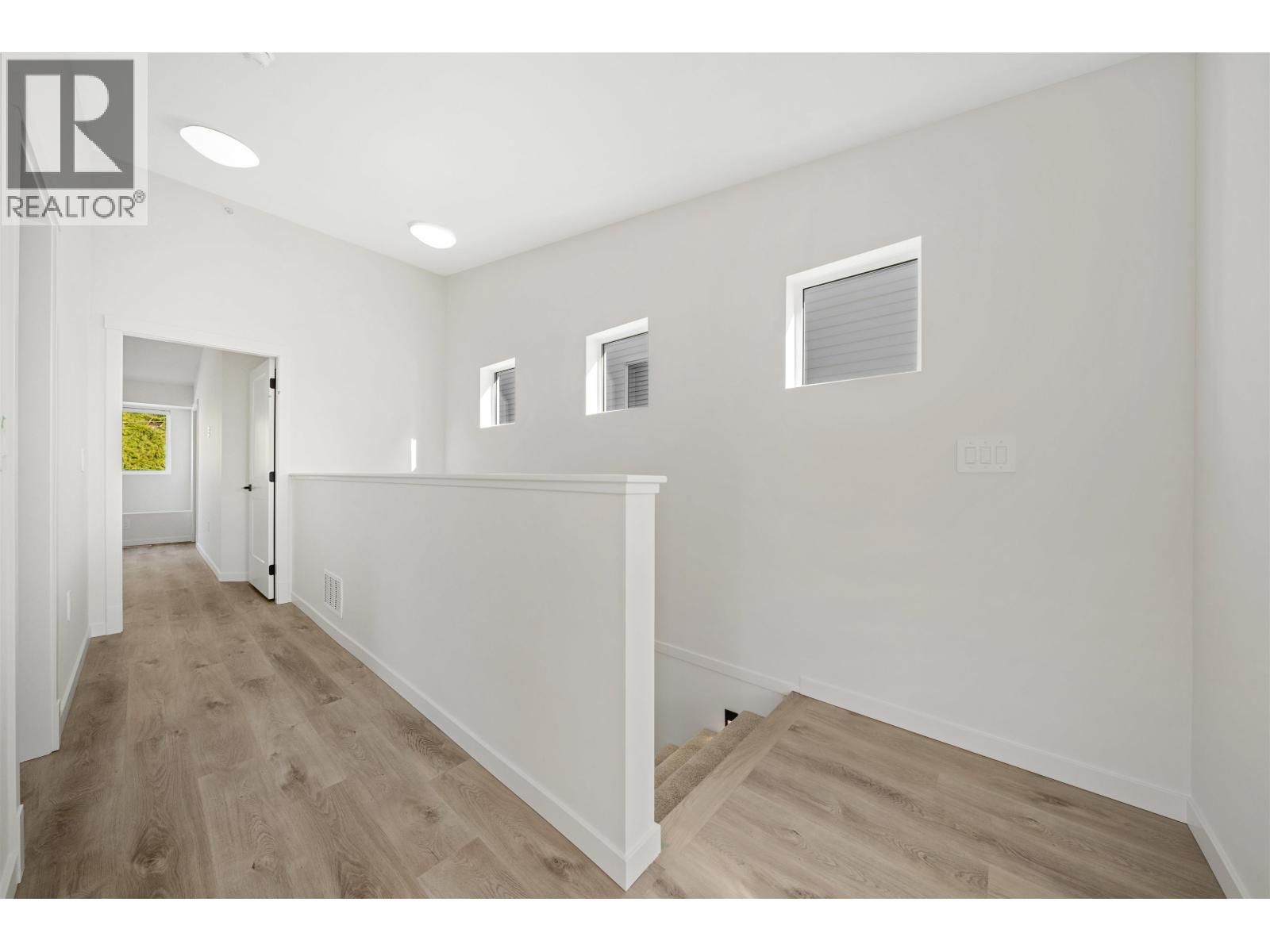 Photo 15 of 11253 252 Street, Maple Ridge BC