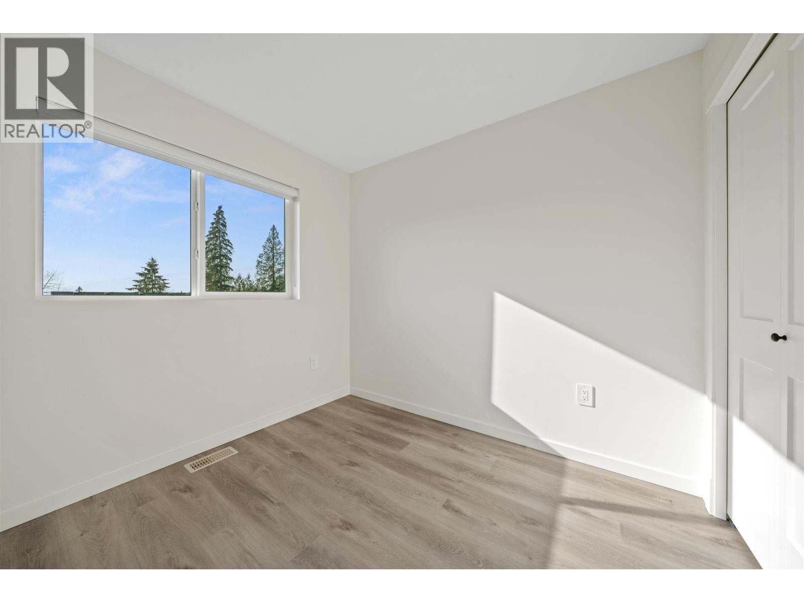 Photo 26 of 11253 252 Street, Maple Ridge BC