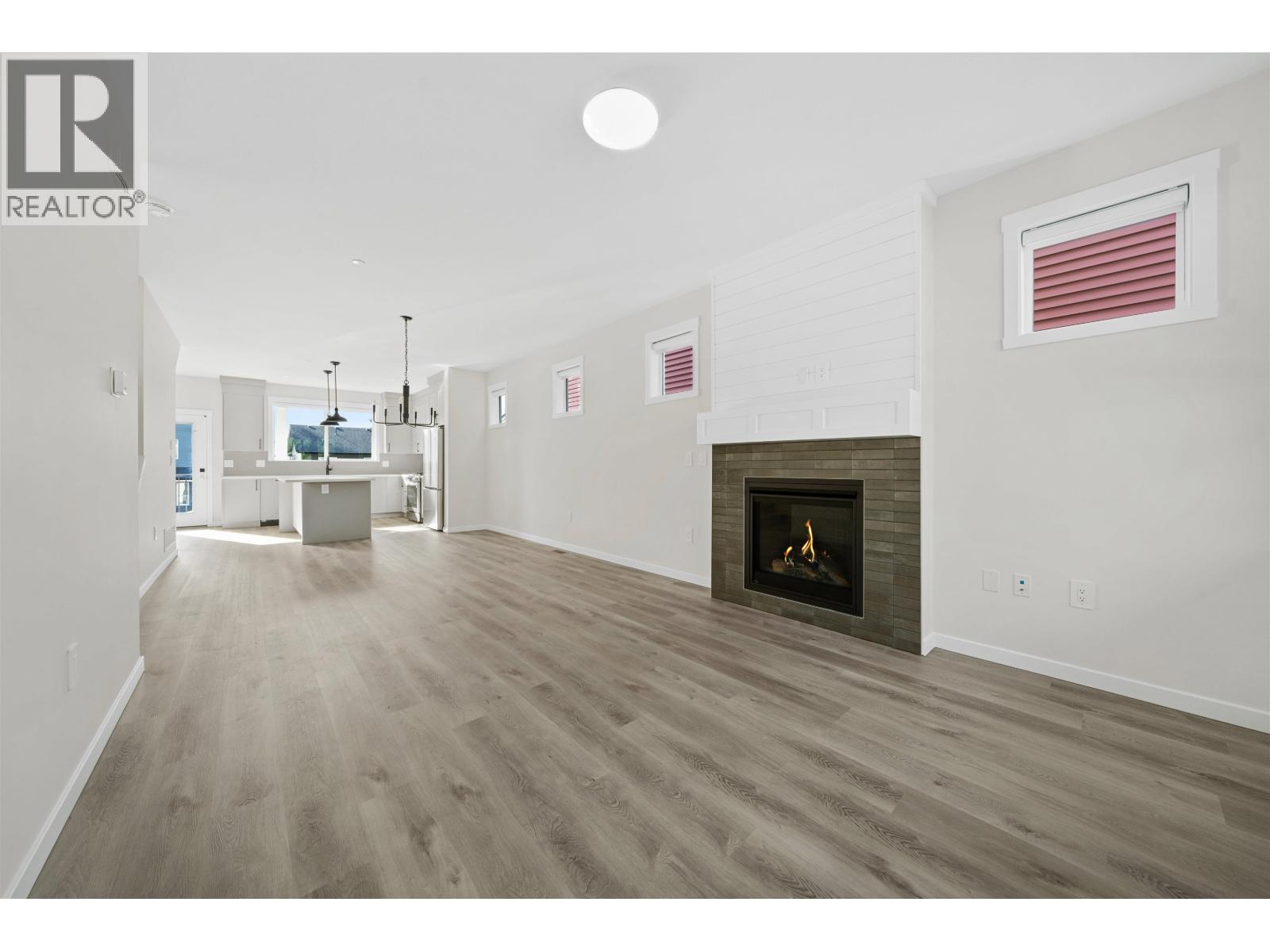 Photo 12 of 11253 252 Street, Maple Ridge BC