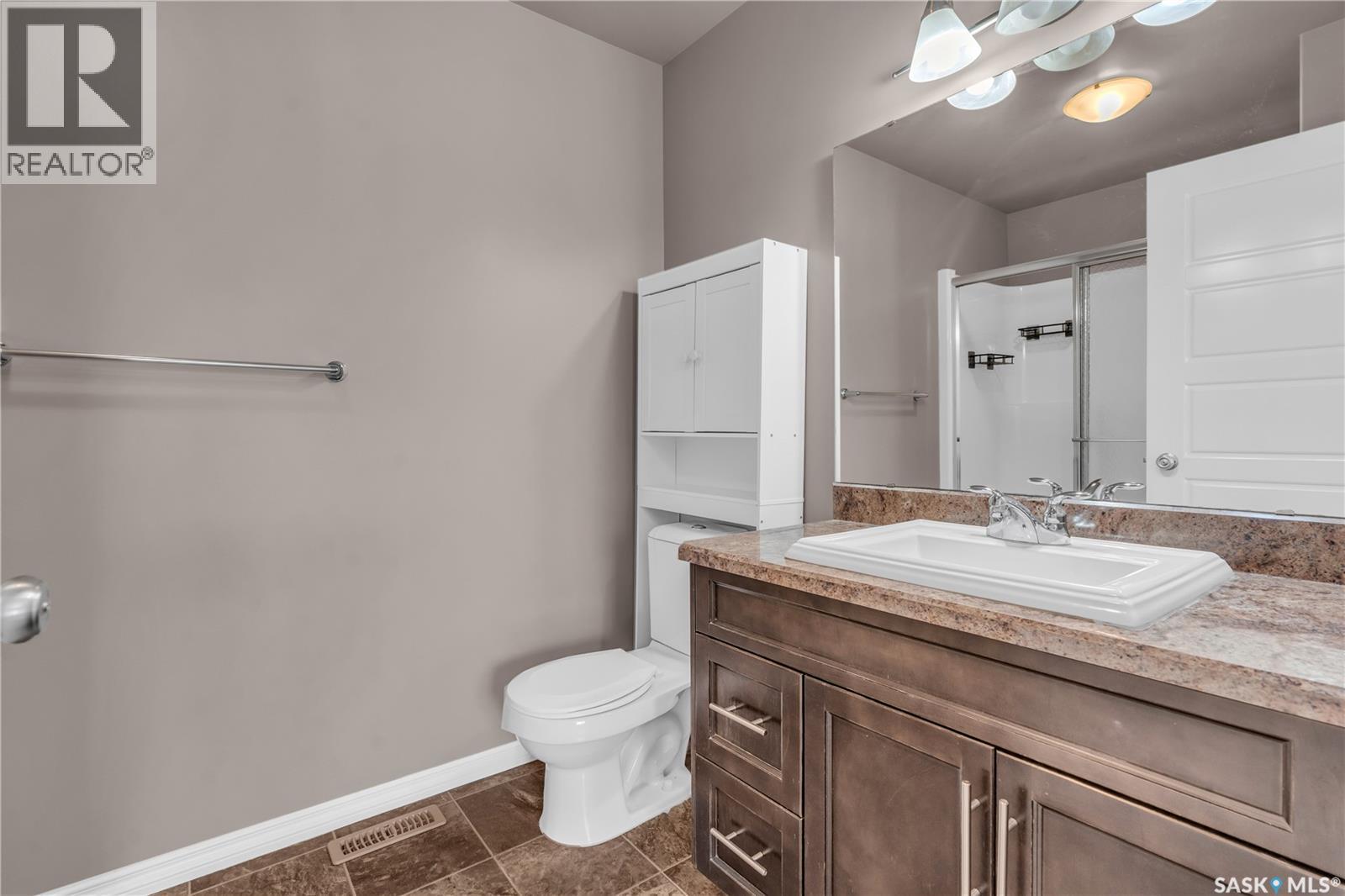 Photo 20 of 103 4100 Sandhill Crescent, Regina SK