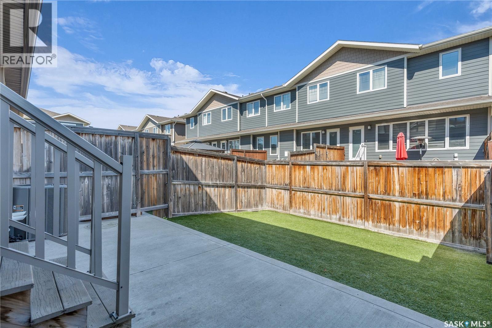 Photo 24 of 103 4100 Sandhill Crescent, Regina SK