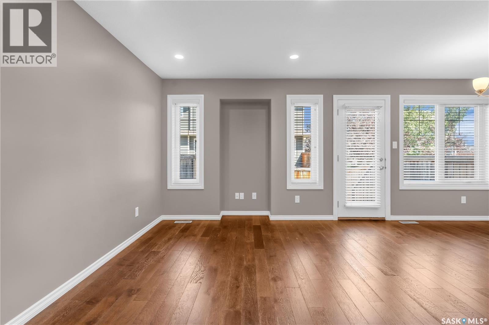 Photo 25 of 103 4100 Sandhill Crescent, Regina SK