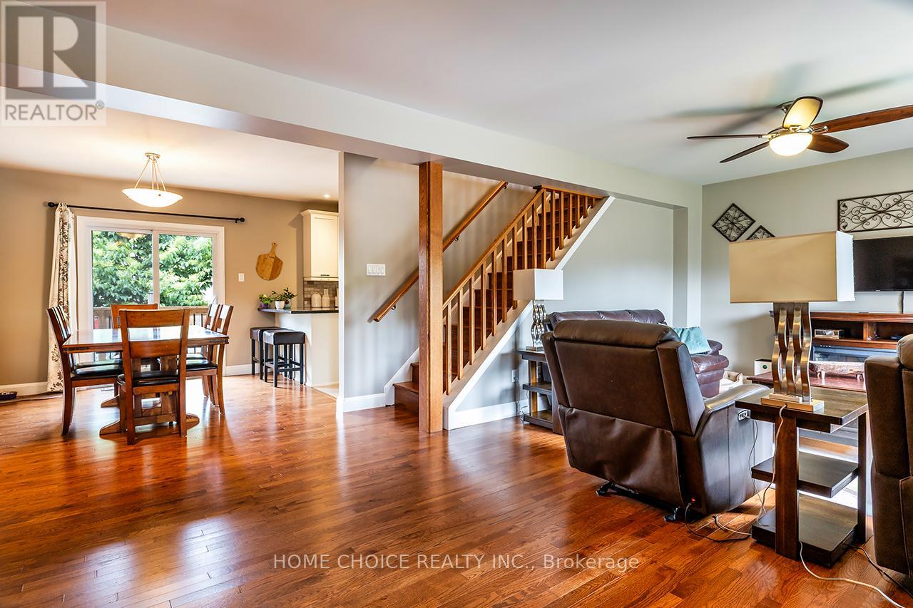 Photo 2 of 333 Clark Street, Scugog ON