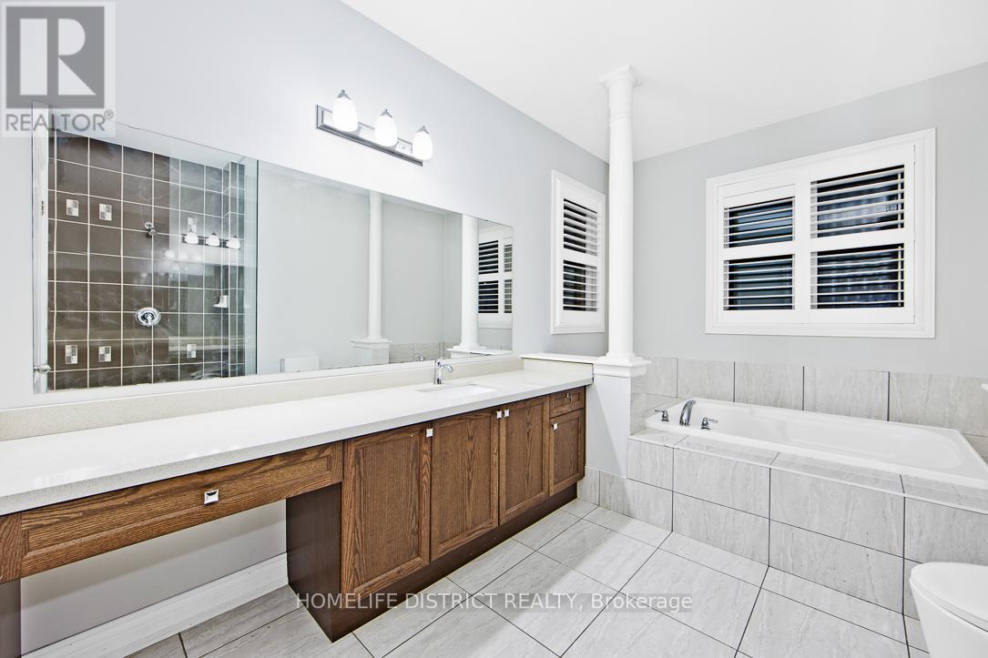 Photo 20 of 1794 Grandview Street N, Oshawa ON