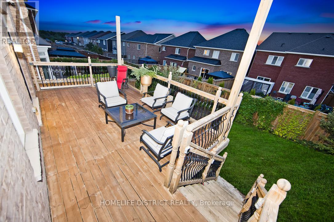 Photo 35 of 1794 Grandview Street N, Oshawa ON