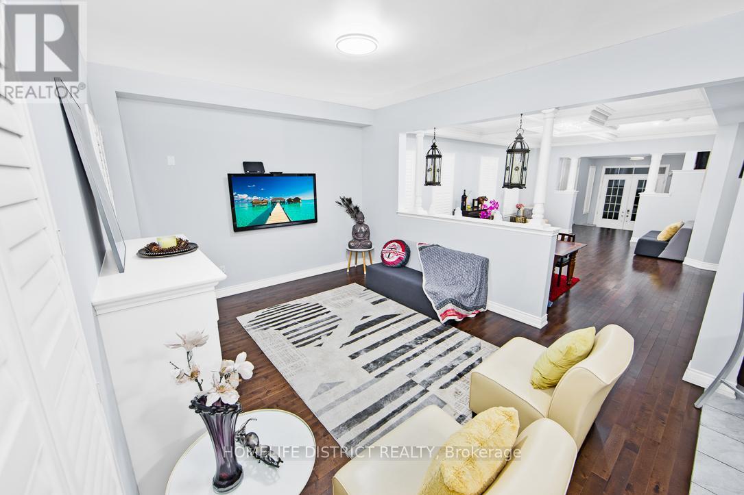 Photo 9 of 1794 Grandview Street N, Oshawa ON