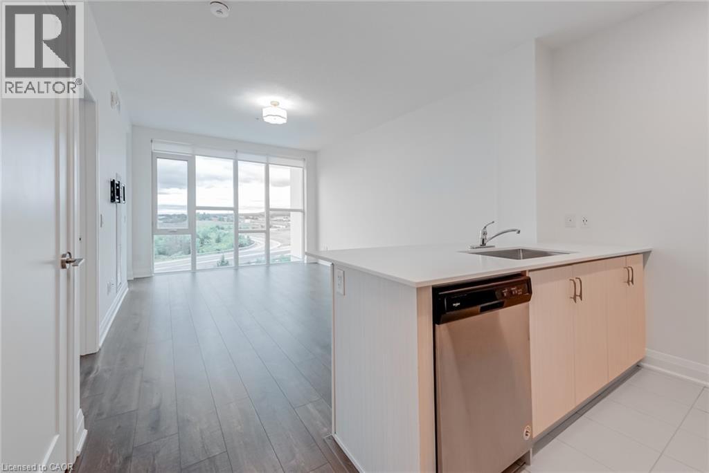 Photo 8 of 16 Concord Place Unit 513, Grimsby ON