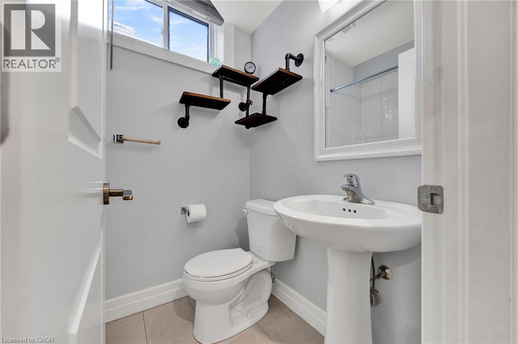 Photo 41 of 119 Waterloo Street, Kitchener ON