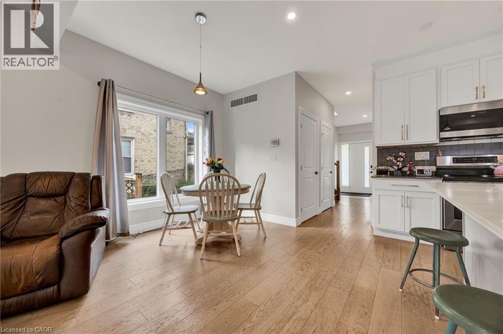 Photo 38 of 119 Waterloo Street, Kitchener ON
