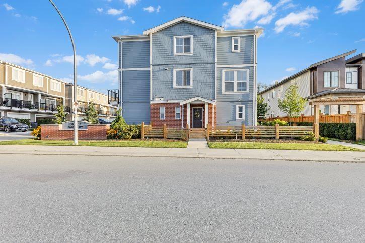 Photo 17 of 1 20680 76 B Avenue, Langley BC