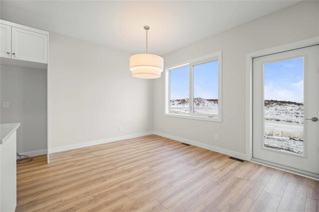 Photo 16 of 50 Gullane Street, Niverville MB