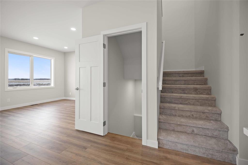 Photo 28 of 50 Gullane Street, Niverville MB