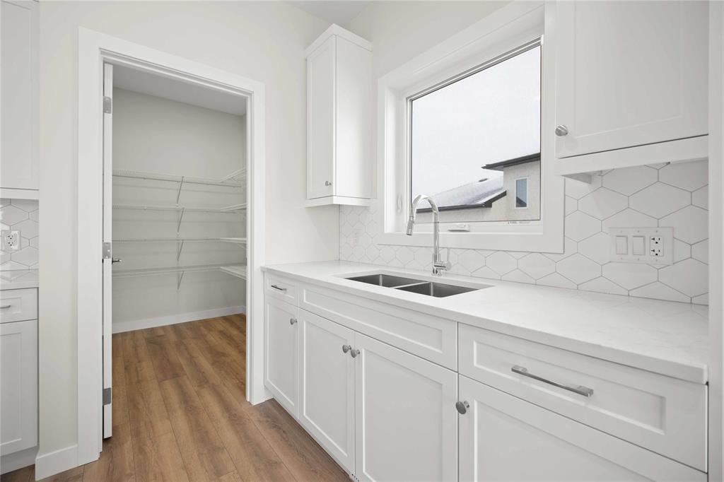 Photo 25 of 50 Gullane Street, Niverville MB