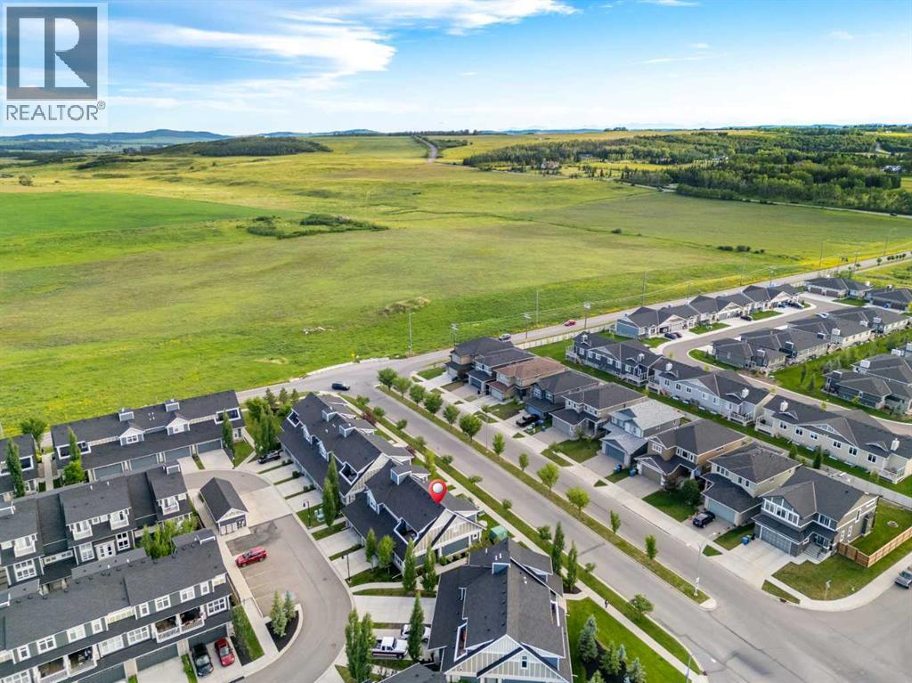 Photo 5 of 220 Silverado Plains Park Sw, Calgary AB