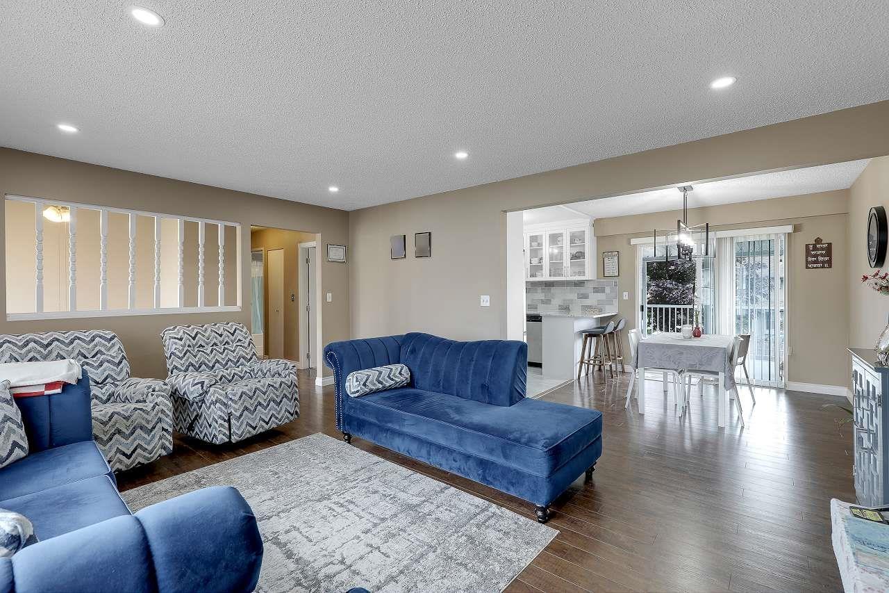 Photo 17 of 17816 59 Avenue, Surrey BC